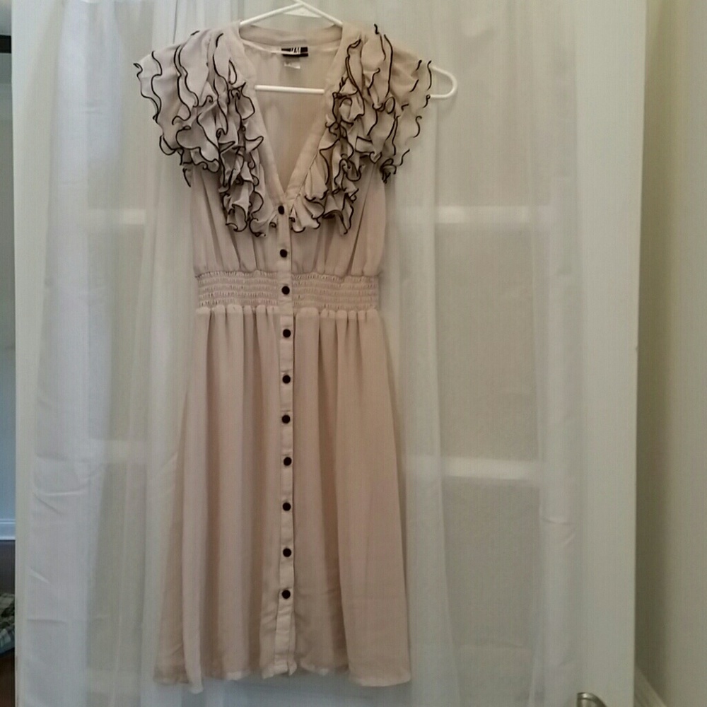 H&M Sleeveless/Ruffle Cap Sleeve Dress